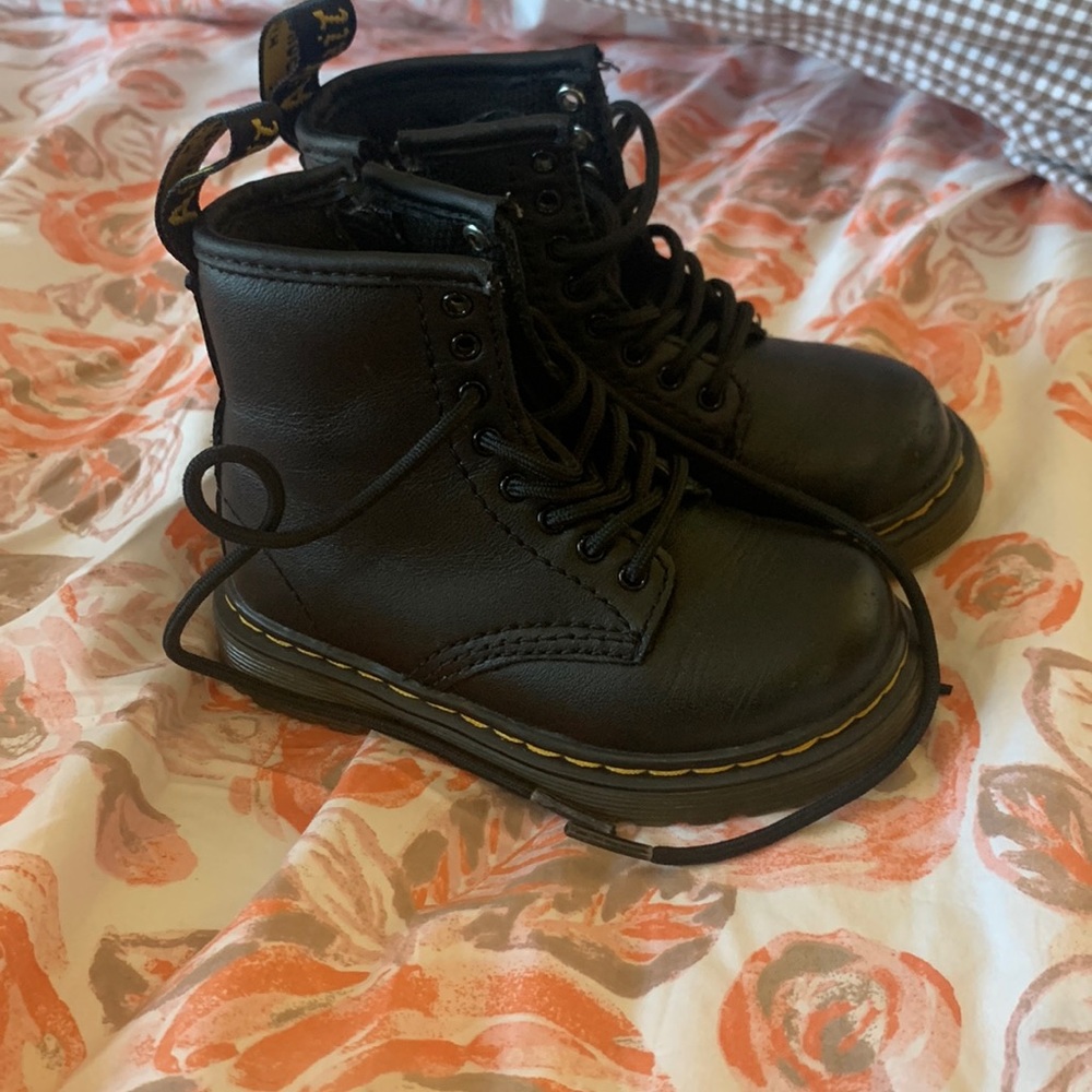 Doc martins 1460 baby boots